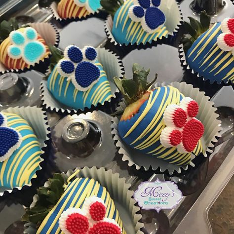 Paw Patrol Oreo Covered, Paw Patrol Chocolate Covered Strawberries, Paw Patrol Chocolate Covered Oreos, Paw Patrol Dessert Ideas, Paw Patrol Strawberries, Paw Patrol Dessert Table, Paw Patrol Birthday Party Cake, Paw Patrol Party Decorations, Paw Patrol Birthday Theme