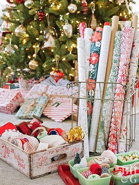 Professional Gift Ideas, Cute Gift Wrapping Ideas, Gift Wrapping Party, Christmas Gift Ideas For Women, Neighborhood Party, Christmas Presents For Girls, Holiday Gift Wrapping, Gift Wrapping Inspiration, Winter Parties