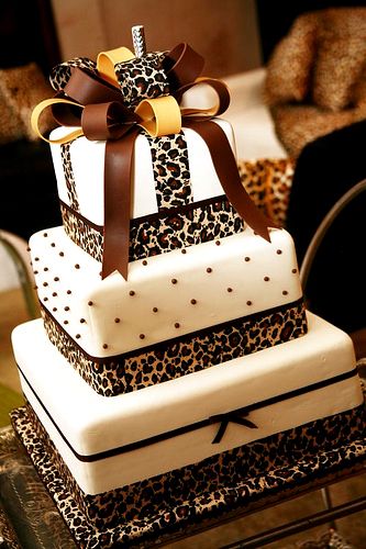 Leopard cake Leopard Cake, Leopard Print Cake, Tiered Cake, Crazy Cakes, Unique Cakes, Specialty Cakes, Special Cake, Gorgeous Cakes, Occasion Cakes