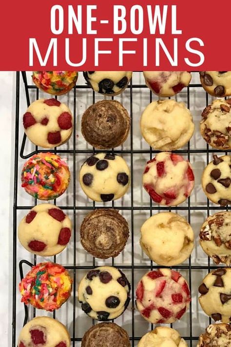 One-Bowl Muffins Muffin Board, Mini Muffin Recipe, Yogurt And Granola, Cloud Bread, Homemade Muffins, Mini Muffin Pan, Chocolate Muffins, Fresh Fruits, Mini Muffins