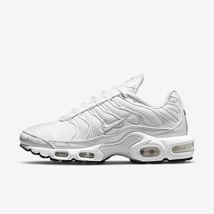 Nike Zoom Air Fire Women's Shoes. Nike.com Tn Blancas, Air Max Plus Tn, Air Fire, Nike Air Max For Women, Mens Nike Shoes, Nike Air Max Plus, New Nike Air, Air Max Plus, Nike Shoes Women