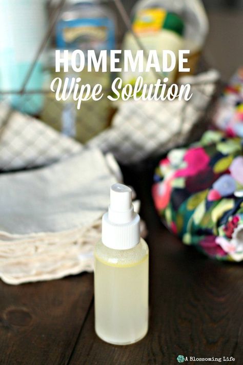 Learn how to make easy, natural, homemade baby wipes. With just a few simple ingredients, you can whip up this DIY baby wipes solution. You can make this into disposable or reusable baby wipes. #homemadebabywipes #babywipes #naturalliving #homemadeproducts #ablossominglife Home Made Baby Wipes, Cloth Wipe Solution, Homemade Wipes, Diy Cleaning Wipes, Homemade Baby Wipes, Reusable Baby Wipes, Natural Pretty, Live Frugally, Baby Nursery Diy