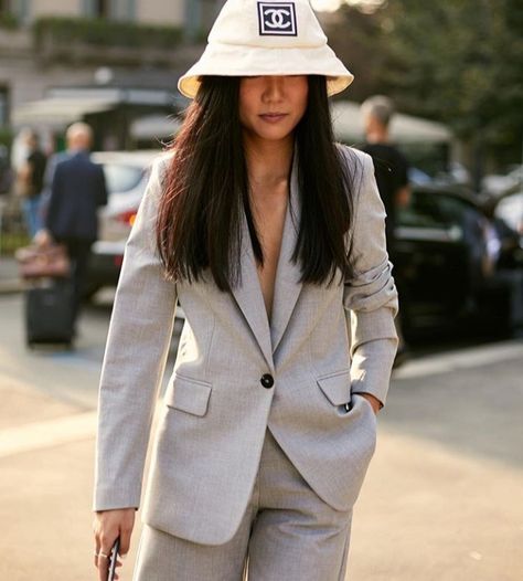 Chanel Hat Outfit, Chanel Bucket Hat, Chanel Hat, Slouchy Top, Hat Outfit, Wardrobe Wishlist, Style Basics, Layering Outfits, Outfits With Hats