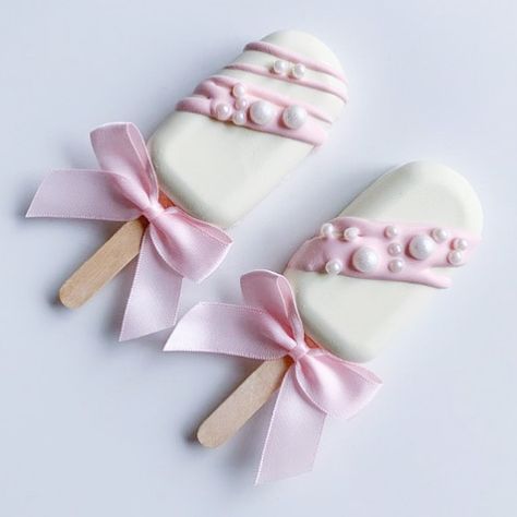 Emily ♡ Treat Boutique on Instagram: “⁣PINKS & PEARLS • ⠀ How cute are these? These are part of a set I’ll show you soon but just had to share. Mini cakesicles Biscoff flavour.…” Party Dessert Table, Wedding Prep, Party Desserts, Pink Pearl, Ribbon Slides, Dessert Table, Holiday Festival, Sweet 16, To Share