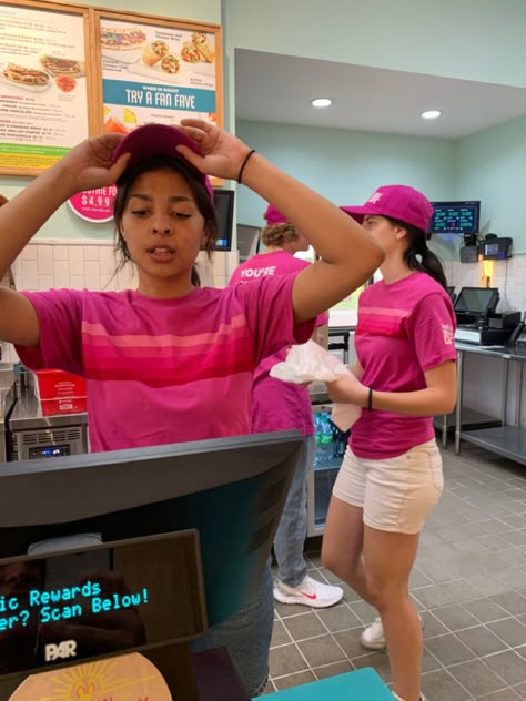 Teen First Job Aesthetic, Working At A Job Aesthetic, Summer Work Aesthetic, Tropical Smoothie Aesthetic, Teen Working Job Aesthetic, Working Job Aesthetic, Summer Jobs Aesthetic, Fun Job Aesthetic, Fast Food Job Aesthetic