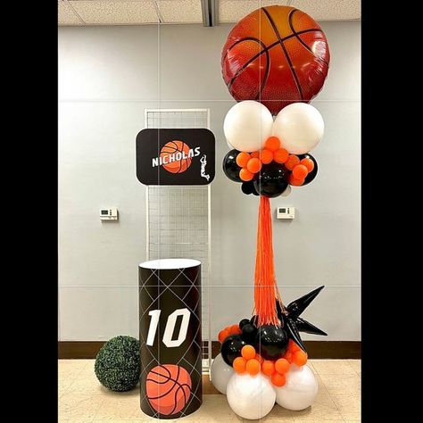 Tati 💜 Balloon & Event Decor on Instagram: "This little set up was perfect for this space and is proof that less can absolutely be more! 🏀" Volleyball Party, Be Perfect, Event Decor, Volleyball, Balloons, Canning, Sports, 10 Things, On Instagram