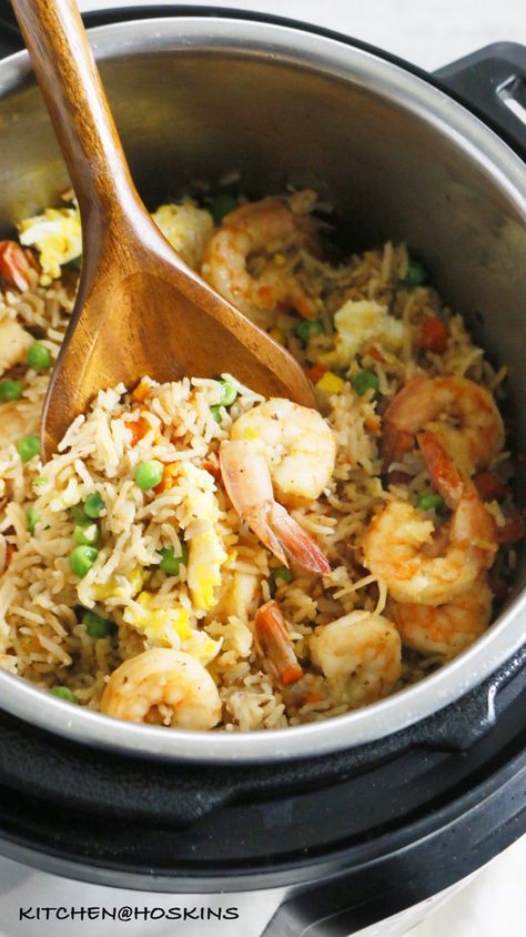 Shrimp fried Rice in Instant Pot Instant Pot Shrimp, Shrimp And Rice Recipes, Potted Shrimp, Shrimp Fried Rice, Shrimp And Rice, Easy Instant Pot Recipes, Instant Pot Dinner Recipes, How To Cook Rice, Fried Rice Recipe