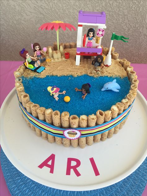 Friends Cake Ideas, Friends Birthday Cake Ideas, Lego Torte, Lego Friends Cake, Lego Friends Birthday Party, Cake Lego, Lego Friends Birthday, Lego Friends Party, Batman Birthday Cakes