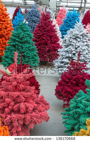 Fake Xmas Tree, Fake Christmas Tree, Ugly Christmas Tree, Crystal Trees, Amazing Christmas Trees, Lips Gloss, Fake Christmas Trees, Christmas Tree Decorating Themes, Christmas Beauty