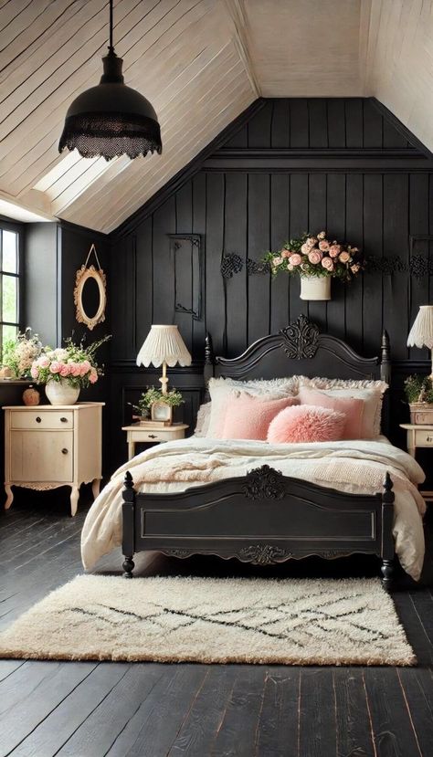 Black Farmhouse Bedroom Ideas, Bedroom Decor Ideas With Black Furniture, Vintage Cozy Home, Monochromatic Bedrooms, Black Farmhouse Bedroom, Cozy Black Bedroom, Timber Bedroom, Mantel Headboard, Black Bedroom Ideas