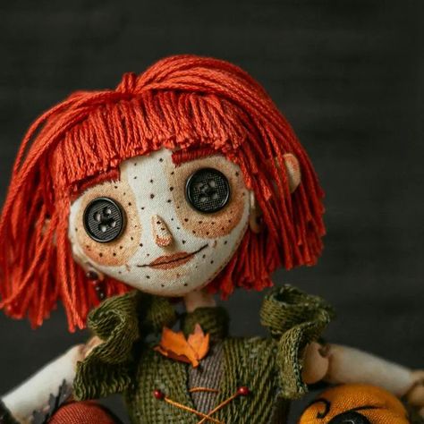 textile dolls & tutorials on Instagram: "Najaar [August Special Coraline Inspired Mini Collection, 4 of 4] ××× SHOP UPDATE: September, 1st [13:00 EDT]. For more information about how to purchase the doll, its size, price and other details see the 'In Stock' highlight on my page in about 10 minutes. ATTENTION! If you missed the previous shop updates, please note that I made a few alterations to the process of purchase. Also, I can ship to many more countries now. ××× Najaar is not the kind of person who decorates her home for Halloween in the middle of summer. She is the kind of person who keeps those decorations all year round. Autumn is a state of mind. It is a song your soul sings when it feels elated or sorrowful, forlorn or infatuated. Autumn is a comfort. And a promise.  ××× #littlefi Sewing Area, Coraline Doll, September 1st, Mini Collection, Button Eyes, Doll Tutorial, Textile Doll, Doll Maker, The Doll