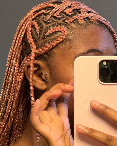 Pink Knotless, Mommy Hairstyles, Hair Braid Designs, Valentines Hairstyles, Protective Style Braids, Braids Knotless, Heart Neon, Heart Braid, Girl Hair Colors