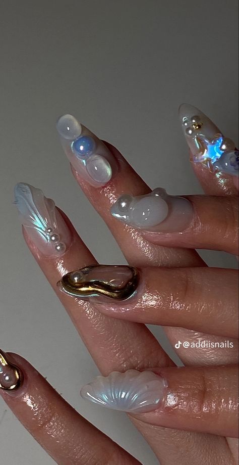 Mermaid Nail Art, August Nails, Her Nails, Mermaid Nails, Pretty Gel Nails, Really Cute Nails, Soft Nails, Minimalist Nails, Dream Nails