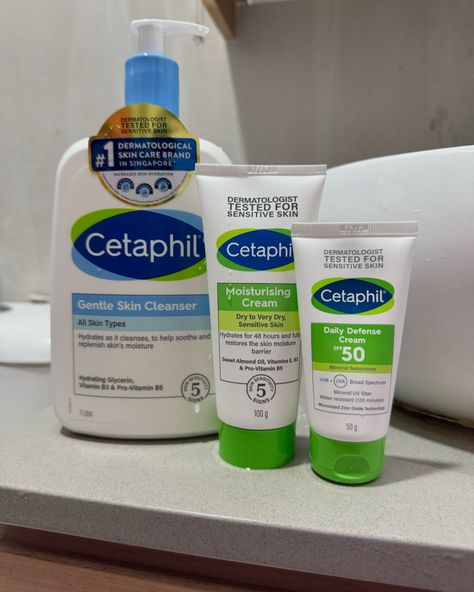 Hurray to good skin with @cetaphilsg ! Cetaphil Gentle Skin Cleanser is a dermatologist-recommended, soap-free formula designed for all skin types, including sensitive skin. It gently cleanses without stripping moisture. Ideal for everyday use, it’s fragrance-free and non-irritating. Cetaphil Moisturizing Cream provides intense, long-lasting hydration for dry, sensitive skin, restoring softness and protecting against moisture loss. Cetaphil Daily Defense Cream offers lightweight hydration... Cetaphil Moisturizing Cream, Cetaphil Gentle Skin Cleanser, Gentle Skin Cleanser, Skin Cleanser, Dermatological Skin Care, Dry Sensitive Skin, Skin Care Brands, Moisturizing Cream, Dermatologist Recommended