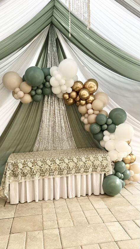 Green White Gold Black Balloon Garland, Brown White And Gold Party Decor, Sage Green Gold Cream Balloons, Green White Gold Balloon Garland, Emerald Green Baby Shower Ideas, Conformation Party, Green And Gold Balloon Garland, 60th Birthday Ideas For Mom Party, Sage Green Balloon Garland