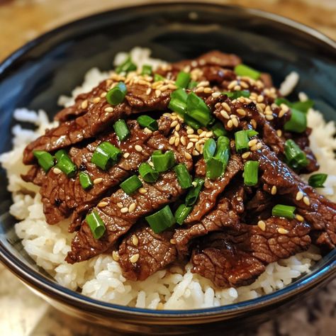 Sesame Rice, Twist Recipes, Korean Bulgogi, Instagram Recipes, Bulgogi Beef, Twisted Recipes, Marinated Beef, Beef Sirloin, Rice Ingredients