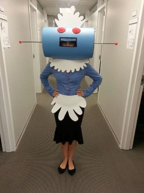 Light Blue Posters, Rosie The Robot, Dekorasi Halloween, Black Halloween Costumes, Robot Costumes, Diy Halloween Costumes For Women, Clever Halloween Costumes, Diy Halloween Costumes Easy, Homemade Halloween