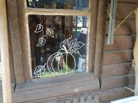 Fall Window Painting, Fall Window Decorations, Painted Window Art, Window Markers, Halloween Window Decorations, Window Mural, Window Drawing, Idee Cricut, Dorm Art