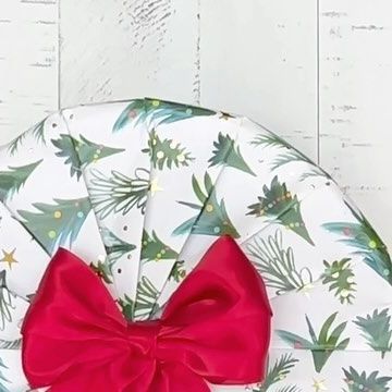 Sophie Liard | home | travel | Amazon Finds on Instagram: "How to wrap a round gift #giftwrapping #giftideas #hack" How To Wrap A Bowl As A Gift, Round Gift Wrapping Ideas, Wrap A Round Gift, How To Wrap, Round Pillow, Wrapping Ideas, Amazon Finds, Christmas Fun, Gift Wrapping