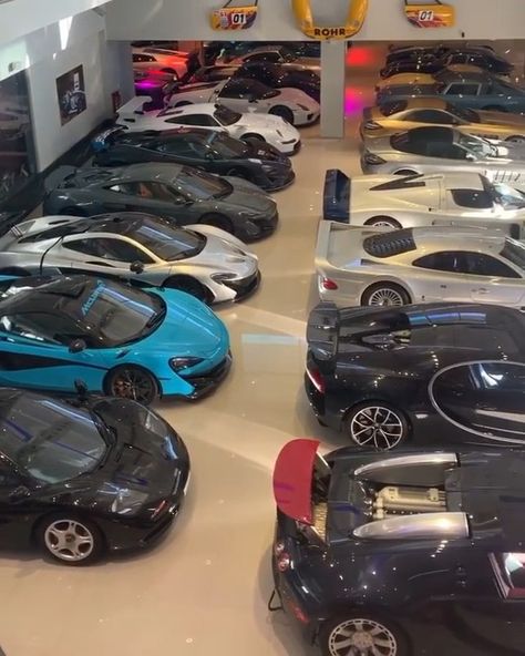 Who can guess the total value of @the_collection1’s insane car collection?🤤👑 P Luxury Car Collection, Supercar Collection, Huge Garage, Cars Collection, Top Luxury Cars, Simple Phone Wallpapers, Luxury Homes Dream Houses, Dream Houses, Dream Homes