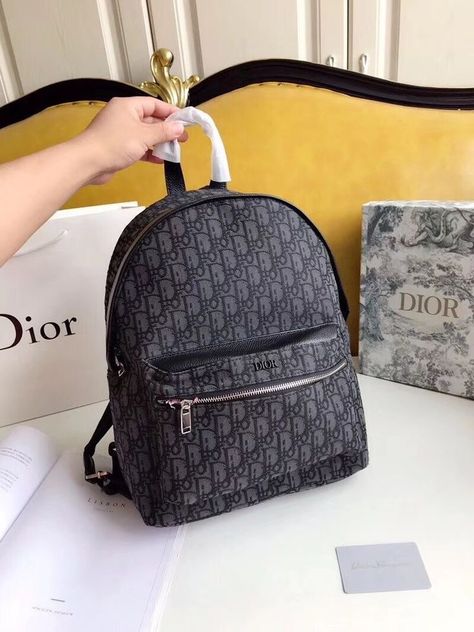 Dior School Bag, Luxury School Bag, Tas Celine, Dior Backpack, Luxury Backpacks, Tas Gucci, Lux Fashion, Designer Backpack, Luxury Backpack