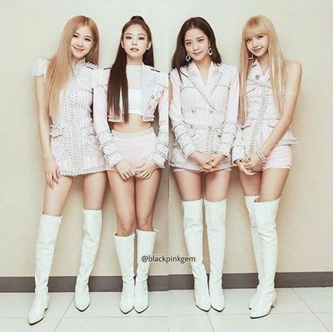 All White Outfit, Black Pink Instagram, Jennie Lisa, Rilakkuma, Blackpink Photos, Performance Outfit, Blackpink Fashion, Stage Outfits, White Outfits