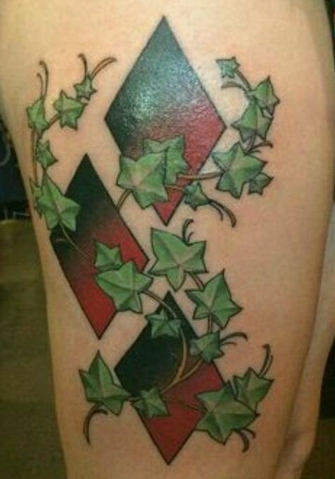 Poison Ivy Tattoo, Harley Ivy, Bubble Tattoo, Disney Inspired Tattoos, Fandom Tattoos, Harley Quinn Poison Ivy, Ivy Tattoo, Harley Quinn Tattoo, Matching Friend Tattoos