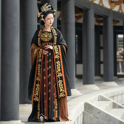 Chinese Fashion Traditional, Korean Historical Fashion, Chinese Historical Fashion, Chinese Clothing Traditional, Traditional Asian Dress, Japanese Costume, Rad Clothes, Ancient Chinese Clothing, Chinese Fashion