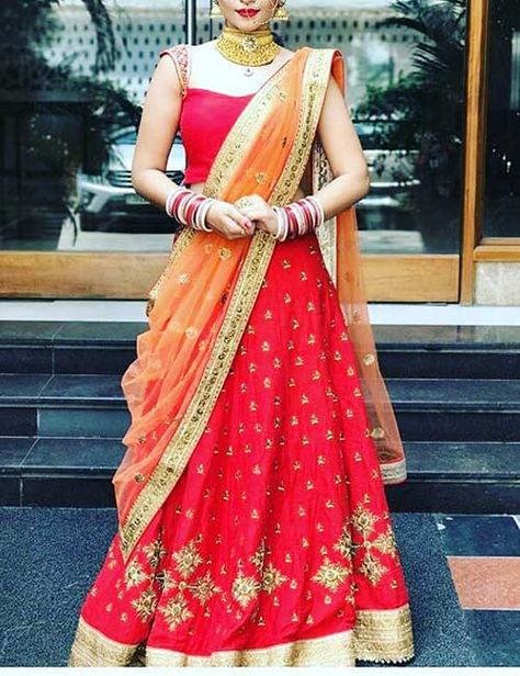 How To Wear Lehenga – 15 Different Styles And Outfit Ideas Lehenga Draping Styles, Lehenga Draping, Lehenga Styles, Ideas For Weddings, Lehenga Saree Design, Saree Wearing Styles, Raw Silk Lehenga, Bride Photos, Dressing Ideas