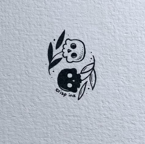 Flower Skull Tattoo, Aunt Tattoo, Niece Tattoo, Crisp Ink, Small Skull Tattoo, Skull Tattoo Flowers, Maching Tattoos, Bestie Tattoo, Couples Tattoo Designs