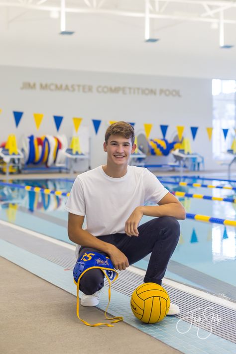 Water Polo Senior Pictures, Waterpolo Senior Pictures, Water Polo Senior Night, Swim Team Pictures High Schools, Water Polo Portraits, Water Polo Photography, Waterpolo Photography, Swimming Senior Pictures, Sports Poses