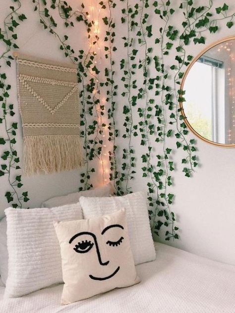 10 Dorm Decorations You Need To Make Your Room Into A Garden Oasis #decoratingbedrooms Dorm Garden, Oasis Room, Teenage Room Decor, Industrial Interior Style, Boho Styl, نباتات منزلية, Need To, Cute Dorm Rooms, White Bed