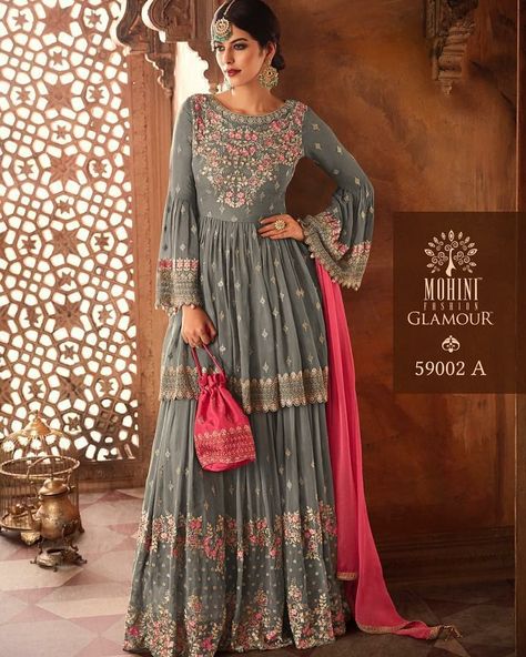 Georgette Sharara, Wedding Reception Party, Sharara Designs, Resham Embroidery, Sharara Suits, Sharara Suit, Pakistani Salwar Kameez, Reception Party, Indian Bridal Outfits