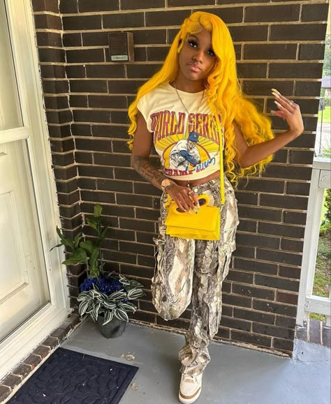 Brown 3s Outfit, Girls Streetwear, Baddie Outfit, Shoes Outfit Fashion, Swag Outfits For Girls, Fashion Aesthetics, Yellow Hair