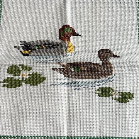 Duck Cross Stitch, Stitch Pictures, Framed Cross Stitch, Completed Cross Stitch, Cross Stitch Needles, Beautiful Cross Stitch, Cross Stitch Bookmarks, Cross Stitch Pictures, Vintage Needlepoint