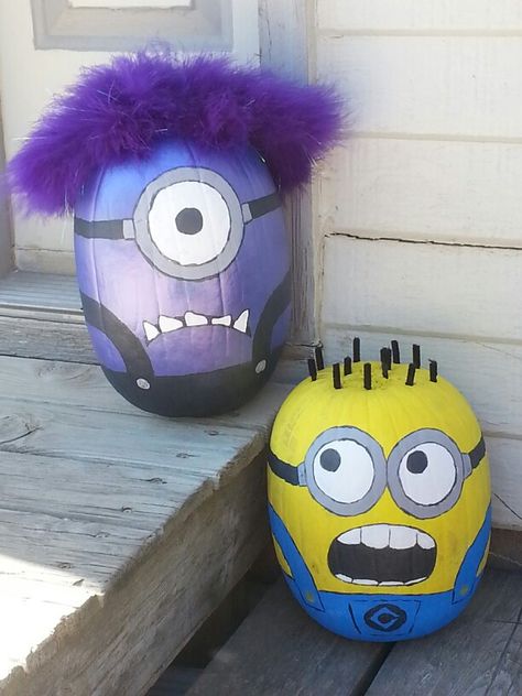 Non Carved Pumpkins Ideas, Purple Minion Pumpkin Painting, Despicable Me Pumpkins, Preschool Pumpkin Decorating Ideas, Pumpkin Painting Ideas Minions, Purple Minion Pumpkin, Minion Pumpkin Painting, Inside Out Pumpkin, Craving Pumpkins