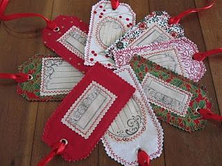 Fabric Tags Fabric Gift Tags Christmas, Fabric Gift Tags Diy Scrap, Fabric Gift Tag, Patchwork Gifts To Make, Fabric Christmas Tags, Fabric Name Tags, Fabric Gift Tags Diy, Fabric Gift Tags, Fabric Twine