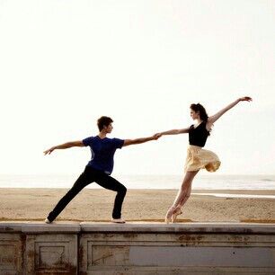 BRANDON BINKLEY AND CAITLIN MCAVOY AT OCEAN BEACH.   BALLETZAIDA Dancing Poses, Ballet Shows, Adult Ballet, Alvin Ailey, Ballet Poses, Boris Vallejo, Ballet Photos, Partner Dance, Ballet Photography