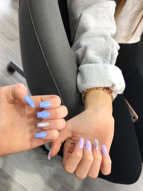 Nails Acrylic Matching Bff, Nails To Get With Your Best Friend, Cute Matching Nails For Best Friends, Best Friends Nails Bff, Matching Acrylic Nails With Best Friend, Bestie Nails Friends, Bsf Nails Matching, Matching Nails With Bff, Bestie Nails Ideas