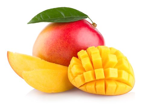 Can dogs eat mango or should you keep your pet away from this tropical fruit? Mango Fruta, Mango Health Benefits, Mango Benefits, Mango Salat, Dried Mangoes, Mango Fruit, Mango Salad, Mango Juice, Healthy Benefits