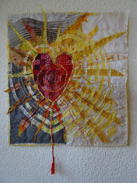 Art Fibres Textiles, Spirit Cloth, Quilt Modernen, Art Quilting, Prayer Flags, Quilt Art, Textile Fiber Art, Fabric Collage, Heart Quilt