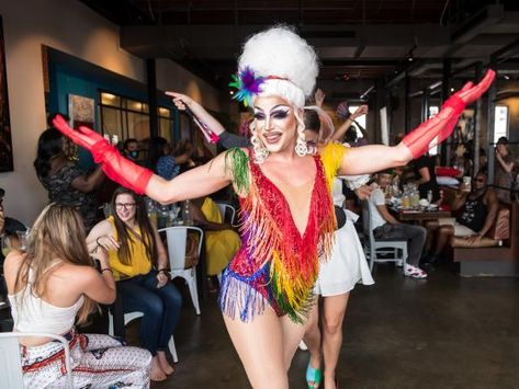 The dos and don'ts of attending a drag brunch. Plus, the best spots for drag brunch in America. Drag Brunch, Tea Sandwich, Drag Show, Brunch Nyc, Pageant Crowns, Brunch Restaurants, Lady In Waiting, Dos And Don'ts, Tea Sandwiches