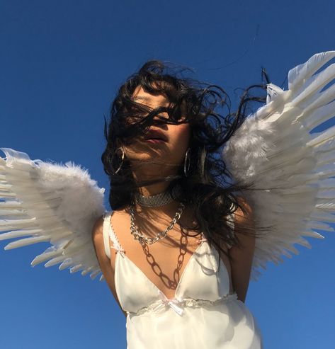 Halloween Inspo, A Woman, Angel, Instagram Photos, Halloween, On Instagram, Blue, White, Instagram