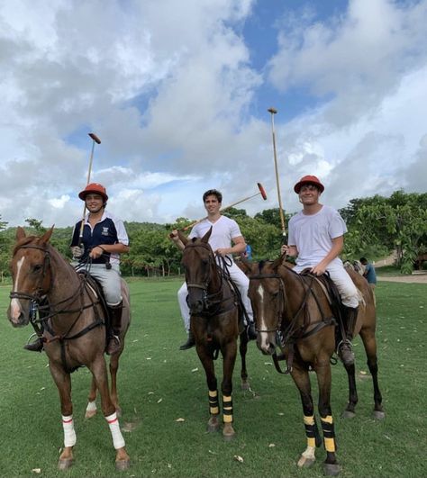 East Coast Rich, Ralph Lauren Men Outfits, Ascot Horse Racing, Super Rich Kids, Future Lifestyle, Rich Kids, Sporty And Rich, Old Money Aesthetic, Real Friends