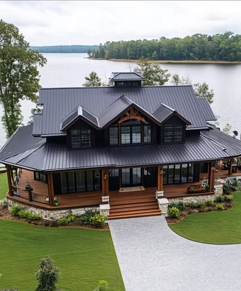 Wraparound Porch House Plans, Lake Boat House, Boat House Ideas, Barndominium Houses, House Design Floor Plans, Black Modern Farmhouse, Beautiful Tree Houses, Porch House, Wraparound Porch