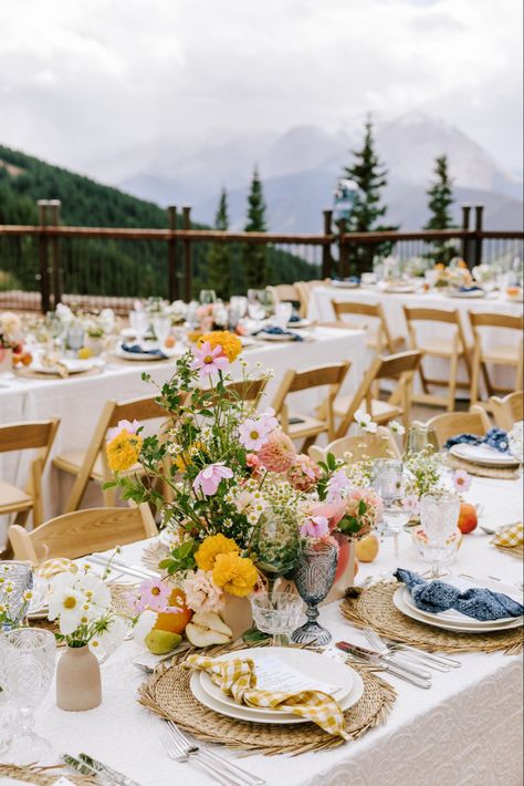 Disco Mountain Wedding, Aspen Rehearsal Dinner, Wedding Dinner Table Setting, Outdoor Rehearsal Dinner, Wedding Table Setup, Colorado Weddings, Lunch Set, Aspen Wedding, Mountain Top Wedding