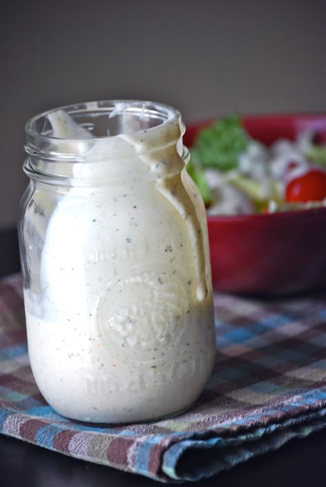 Outback Steakhouse Ranch Dressing copycat recipe Steakhouse Ranch Dressing, Outback Steakhouse Ranch Dressing, Outback Ranch Dressing, Outback Ranch, Creamy Basil Dressing, Hidden Valley Ranch Dressing, Ranch Dressing Recipe, Buttermilk Recipes, Outback Steakhouse