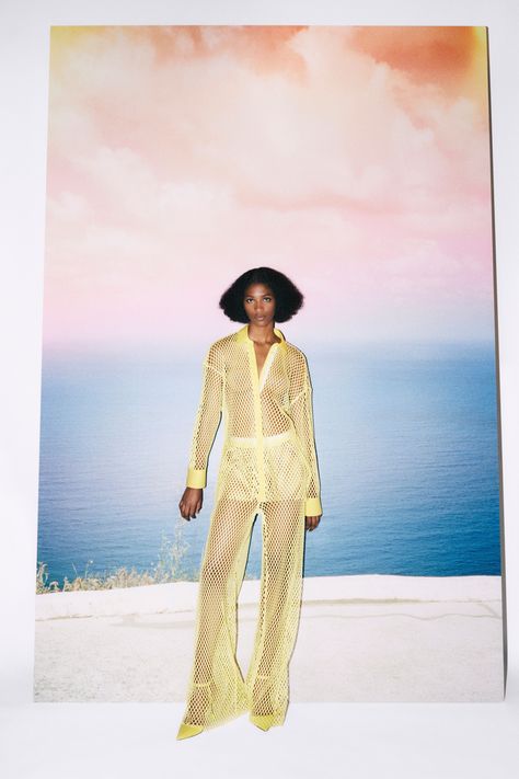 Mode Pastel, Carnival Fashion, Resort 2023, Resort Fashion, Summer Photoshoot, Knitted Tops, Trend Forecasting, Yellow Fashion, Mellow Yellow