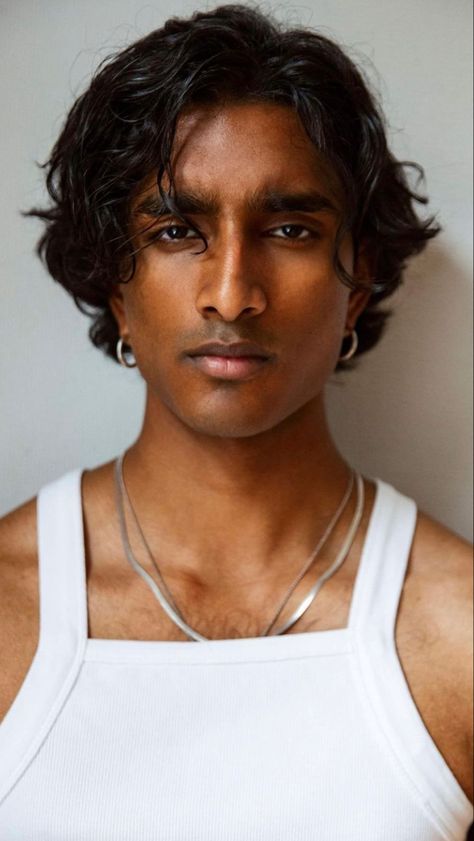 Indian Men Haircut, Men's Indian Style, Jeenu Mahadevan, Indian Male Model, Asian Male Model, Hairstyle For Men, Indian Men, Face Drawing Reference, Top Indian