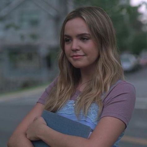 Imogen Adams, Chandler Kinney, Bailee Madison, The Secret Book, Soft Summer, Hair Journey, Pretty Little Liars, Face Claims, Medium Length Hair Styles